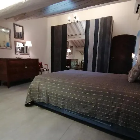 Romantica Mansarda * פררה