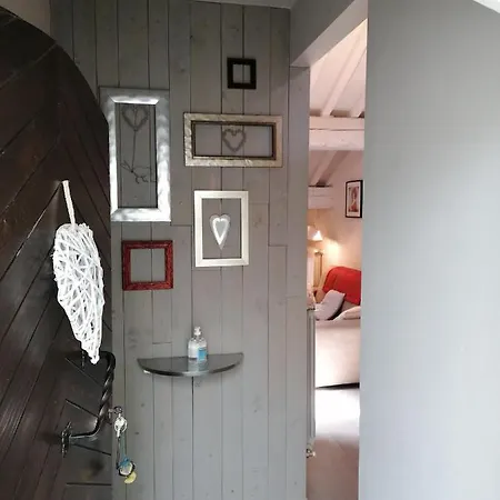 Romantica Mansarda פררה